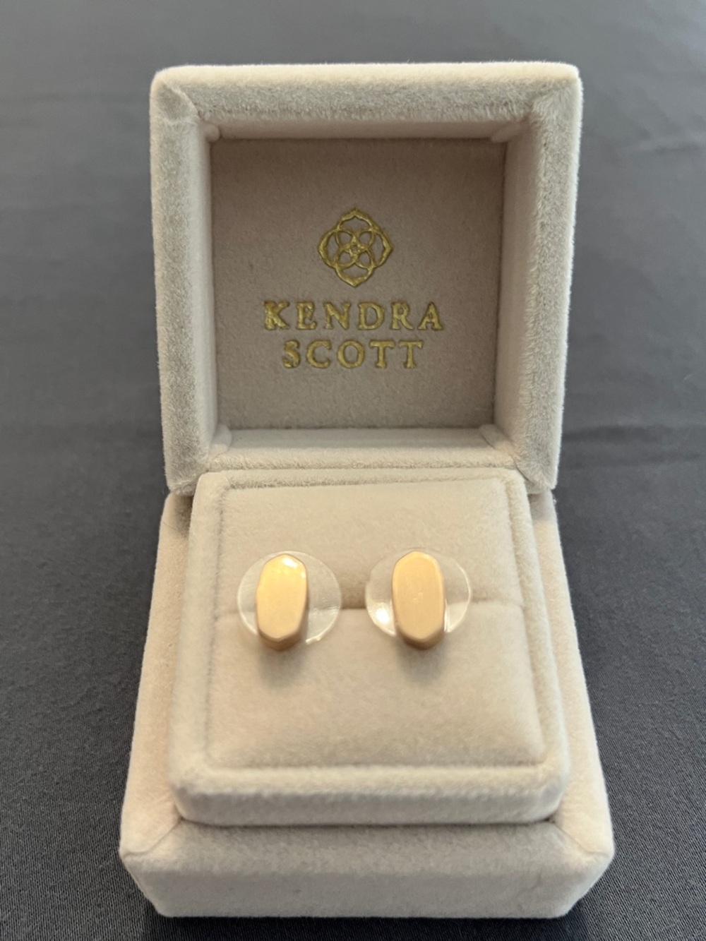 Kendra Scott Gold Oval Stud Earrings - Polished Gold Tone